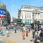 290px-Piccadilly-circus-2004